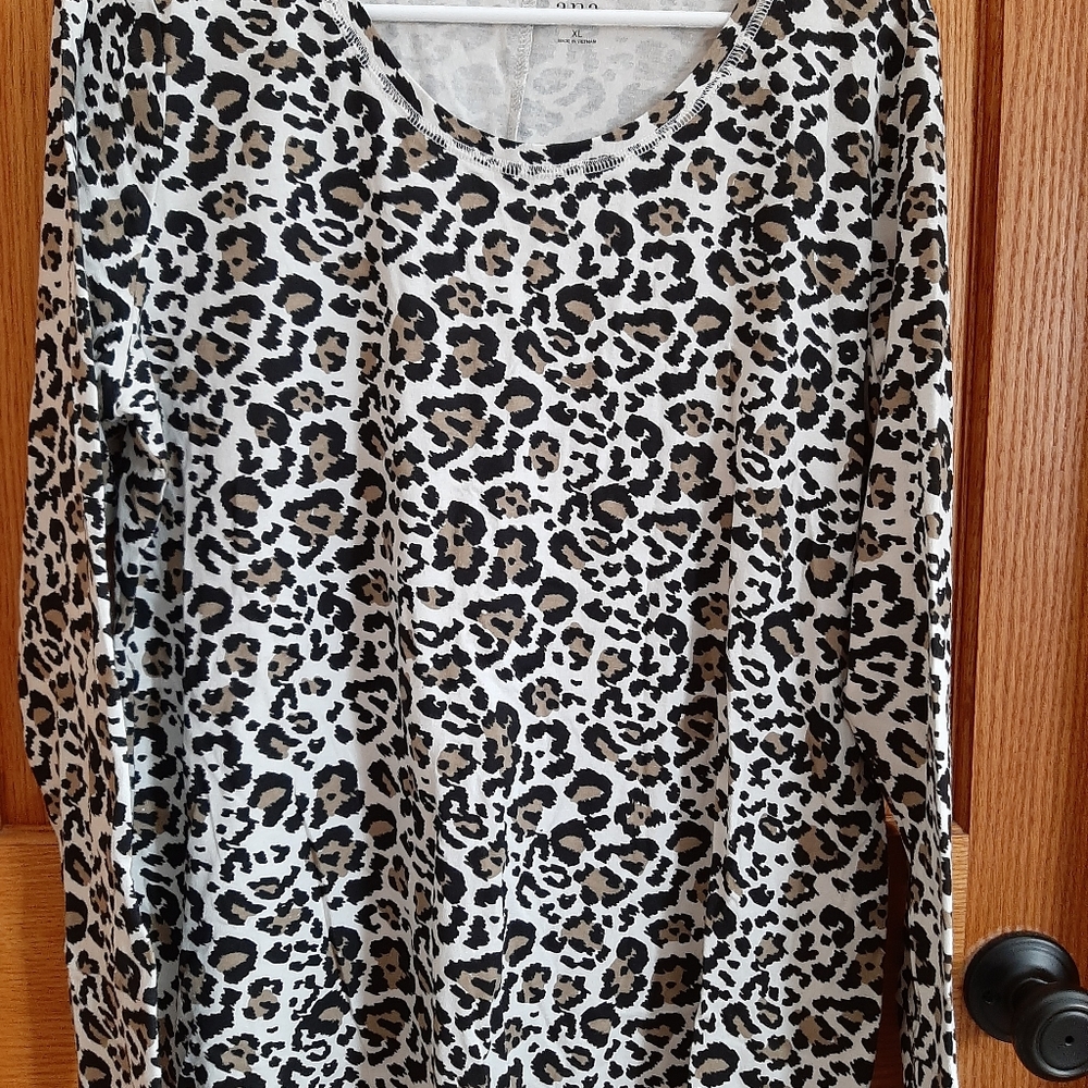 Leopard Top
